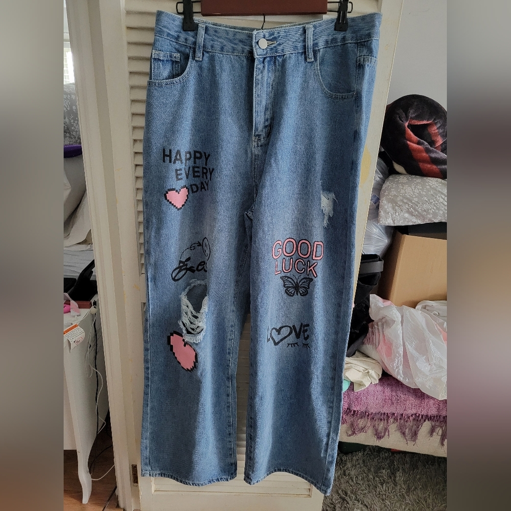 Rip hearted jeans